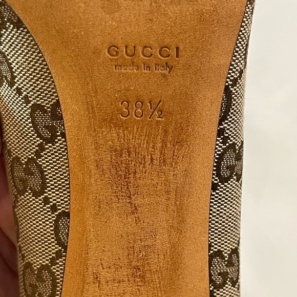 GUCCI Beige GG Canvas Horsebit Cap Toe Pumps Size Sz 38.5 - Picture 8 of 12